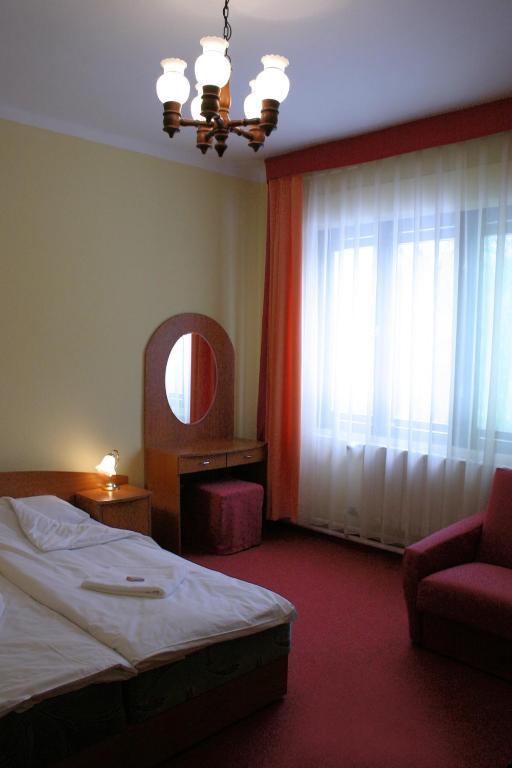 Vadregeny Panzio Bed and Breakfast Esztergom Habitación foto